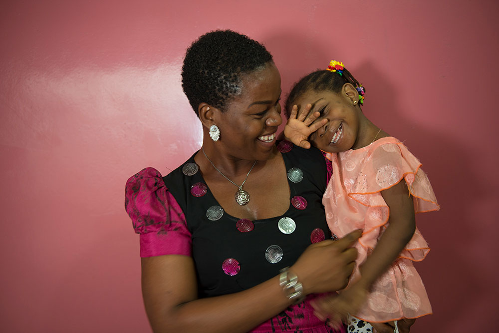 Professor Ogunlewe with Patient