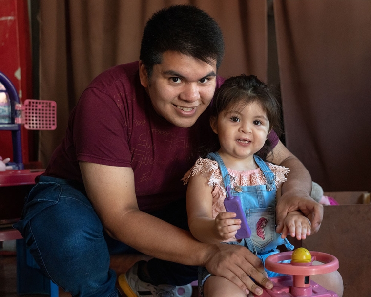 Luaxana and her father, Alexis